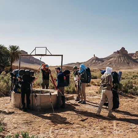 Отель Bivouac Les Nomades & Foum Zguid To Chegaga Tours Экстерьер фото