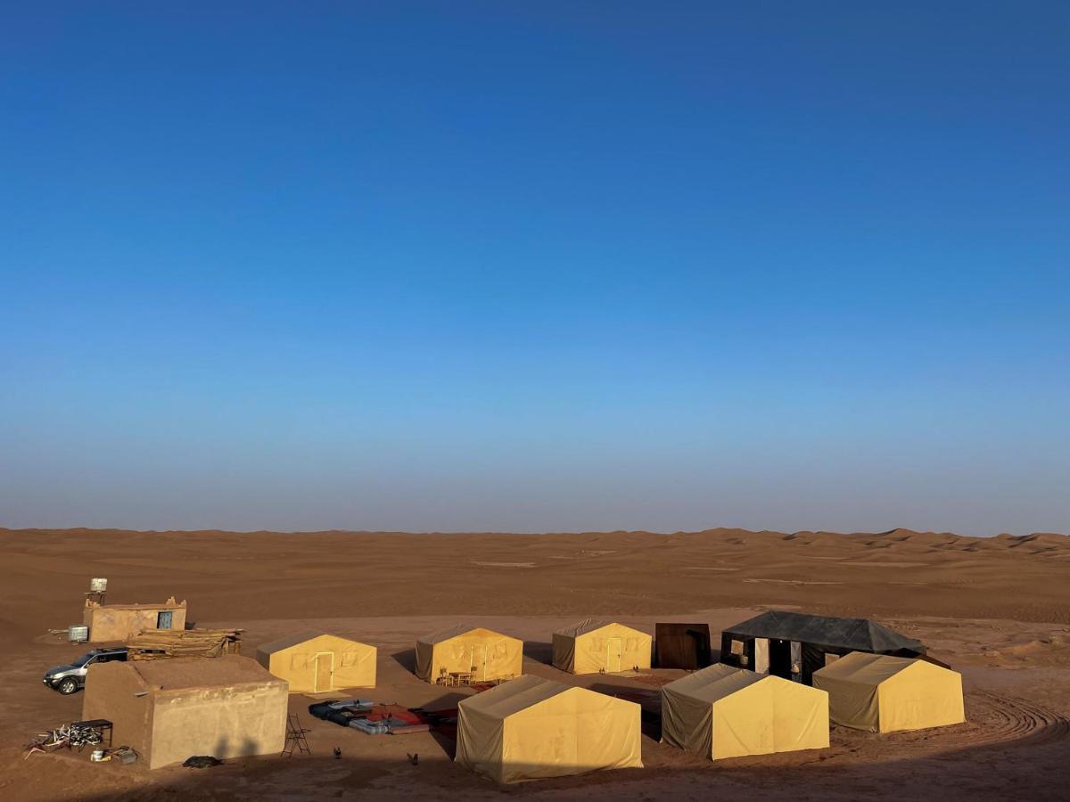 Отель Bivouac Les Nomades & Foum Zguid To Chegaga Tours Экстерьер фото